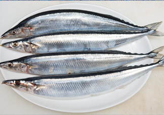 秋刀魚是海魚嗎？秋刀魚是淡水魚還是海魚