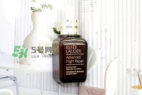 小黑瓶和小棕瓶可以一起用嗎？小棕瓶和小黑瓶哪個先用