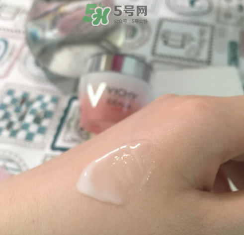 薇姿水光煥白乳霜怎么樣？薇姿水光煥白乳霜好用嗎？