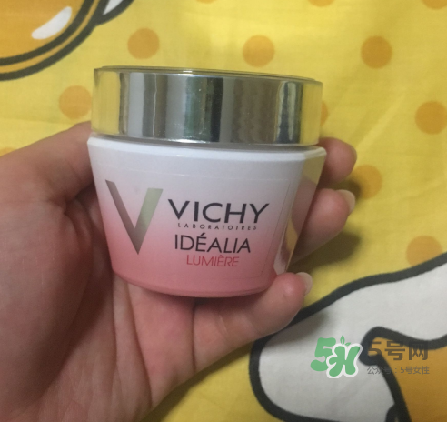 薇姿水光煥白乳霜怎么樣？薇姿水光煥白乳霜好用嗎？