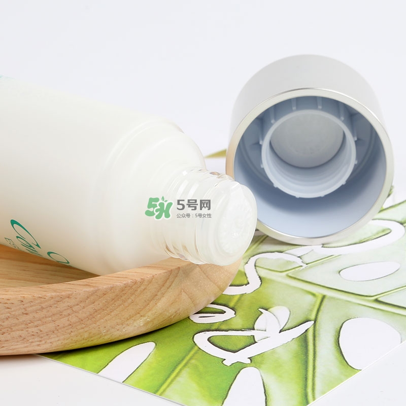 健康水可以去閉口嗎？奧爾濱健康水去閉口有用嗎