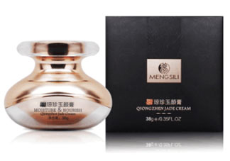 夢詩麗天璽瓊珍玉顏膏怎么樣？夢詩麗天璽膏有激素嗎？