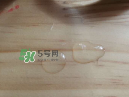 悅木之源菌菇水是爽膚水嗎？悅木之源菌菇水是精華嗎