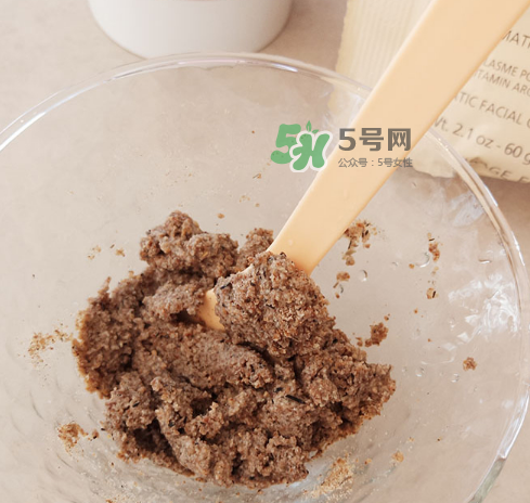 思妍麗雞飼料面膜好用嗎？思妍麗雞飼料面膜一周用幾次？
