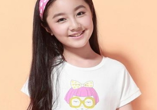 14歲女生胸部變大是正常的嗎？14歲女生的胸多大正常？