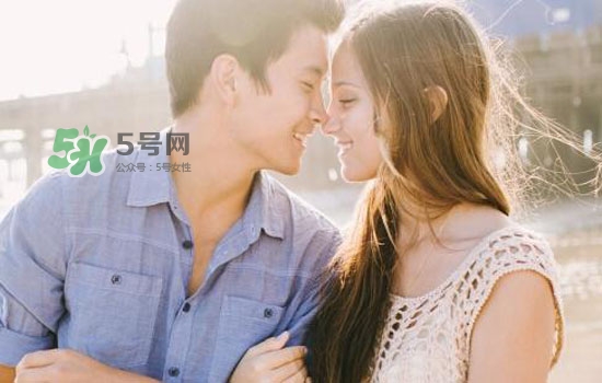 如何拒絕男友的婚前同居要求？婚前同居有哪些弊端