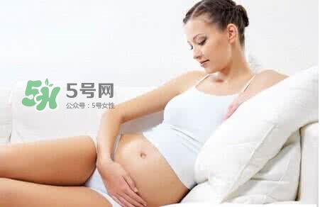 羊水栓塞發(fā)生在什么時候？羊水栓塞癥狀