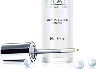 olay玉蘭油小白瓶小綠瓶哪個(gè)好？olay小白瓶小綠瓶區(qū)別