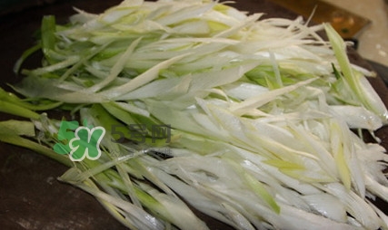 大蔥怎么切絲？大蔥怎么切好看