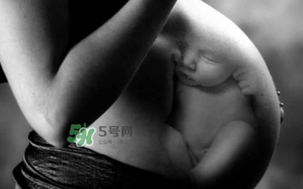 羊水栓塞是醫(yī)療事故嗎？羊水栓塞多發(fā)生于順產(chǎn)還是剖腹產(chǎn)？