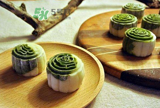 冰皮月餅太軟怎么辦？冰皮月餅皮很硬怎么辦？