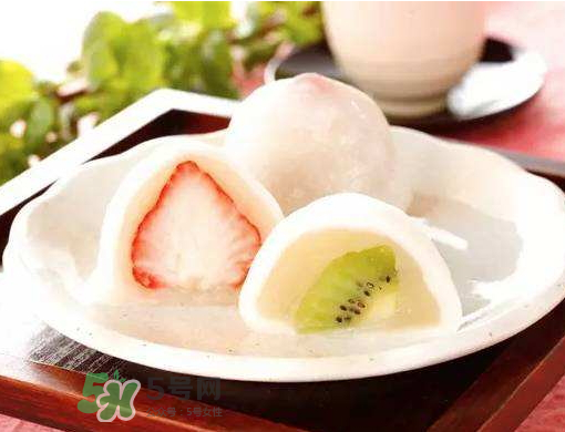 冰皮月餅粉可以做雪媚娘嗎？雪媚娘和冰皮月餅區(qū)別
