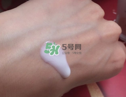 olay小白瓶會長毛嗎？olay小白瓶長黑毛是怎么回事？