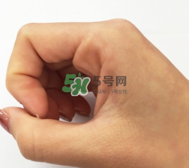 olay小白瓶和a醇怎么用？olay小白瓶和露得清a醇使用順序