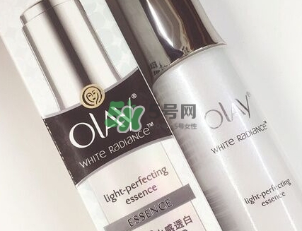 olay小白瓶和樂敦cc美容液哪個好？olay小白瓶和樂敦cc順序