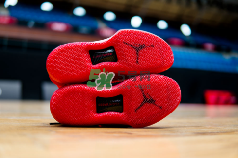 air jordan 32腳感怎么樣？air jordan 32實(shí)戰(zhàn)測(cè)評(píng)