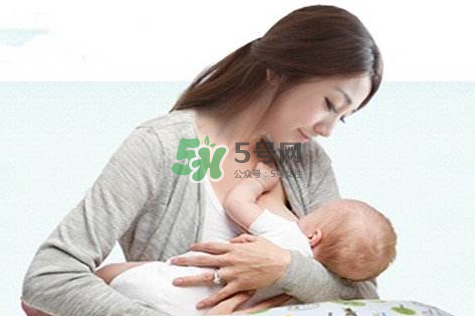 母乳喂養(yǎng)會乳糖不耐受嗎？母乳喂養(yǎng)會過度喂養(yǎng)嗎？
