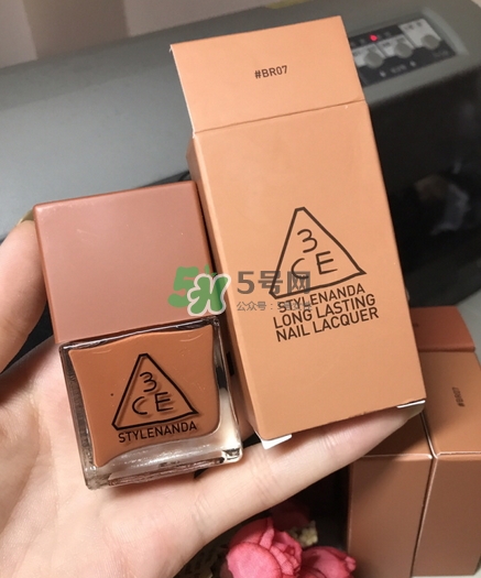 小編推薦秋冬必敗土色指彩！摩登先生、3CE都榜上有名