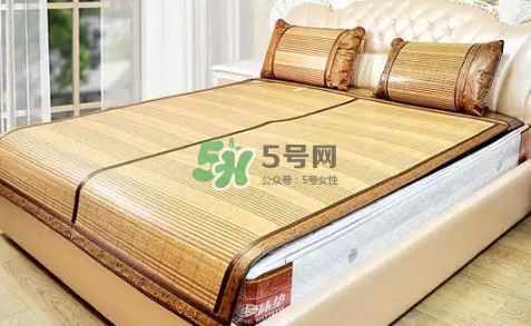 孕婦睡涼席可以嗎？孕婦睡涼席對胎兒有影響嗎？
