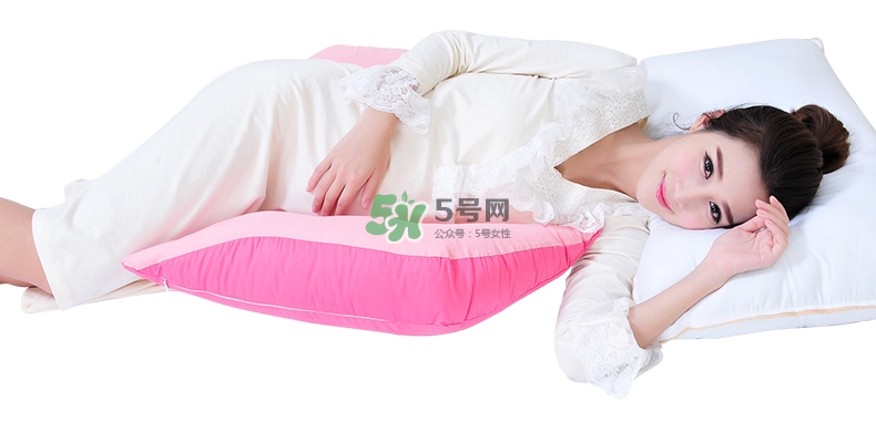 孕婦左側(cè)臥怎么睡舒服？孕婦左側(cè)臥位