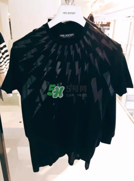 蒙面唱將猜猜猜Ella同款衣服什么牌子？