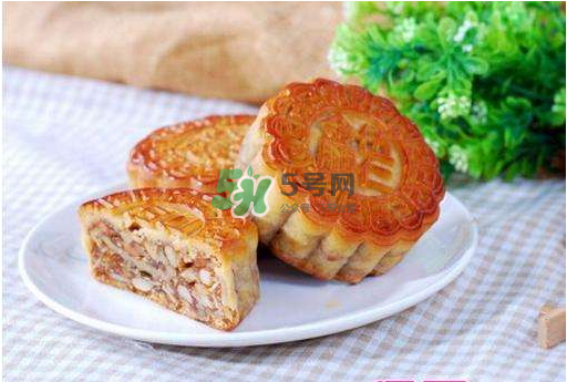 五仁月餅里的紅綠絲是什么？五仁月餅里面有什么？