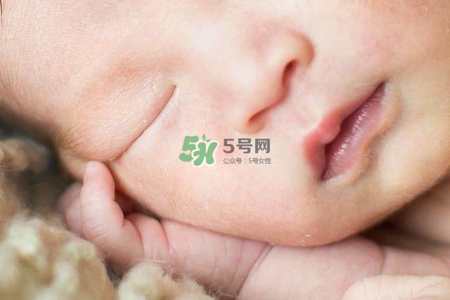 巨大兒的智商有問題嗎？巨大兒怎么喂養(yǎng)？
