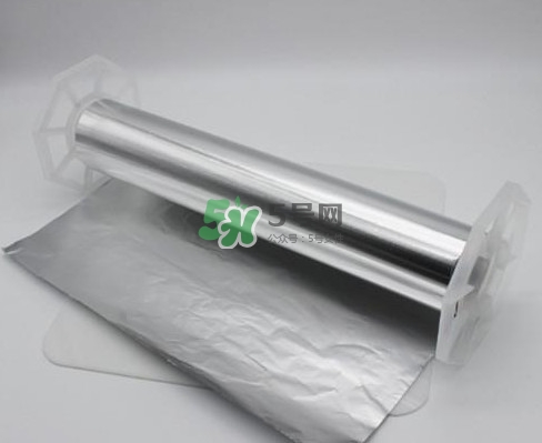 錫箔紙用哪一面？錫箔紙有正反面嗎