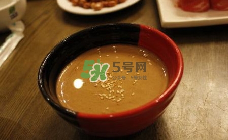 芝麻醬補鈣效果好嗎？芝麻醬多吃會怎么樣