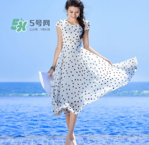 十月份去三亞穿什么衣服？10月份去三亞穿衣搭配
