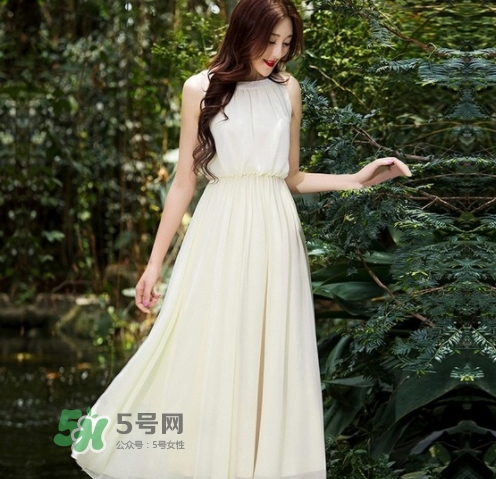 十月份去三亞穿什么衣服？10月份去三亞穿衣搭配