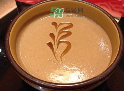 哺乳期能不能吃芝麻醬？坐月子可以吃芝麻醬嗎