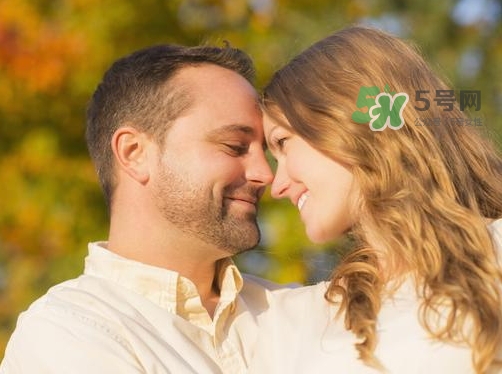 婚外情離婚財(cái)產(chǎn)如何分配？婚外情離婚賠償