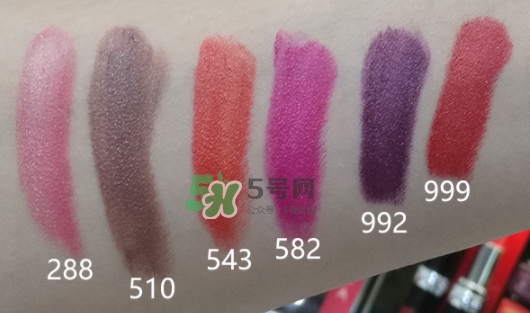 迪奧夾心999多少錢？迪奧夾心999口紅專柜價(jià)格