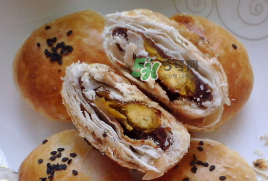 蛋黃酥為什么會(huì)爆開(kāi)？蛋黃酥爆餡是什么原因？