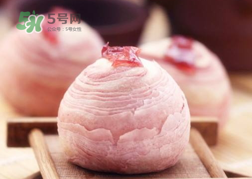 蛋黃酥為什么會開裂？蛋黃酥開裂原因