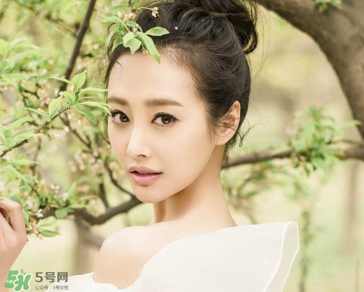 眼睛發(fā)黃是不是肝不好？眼睛發(fā)黃跟肝有關系嗎？