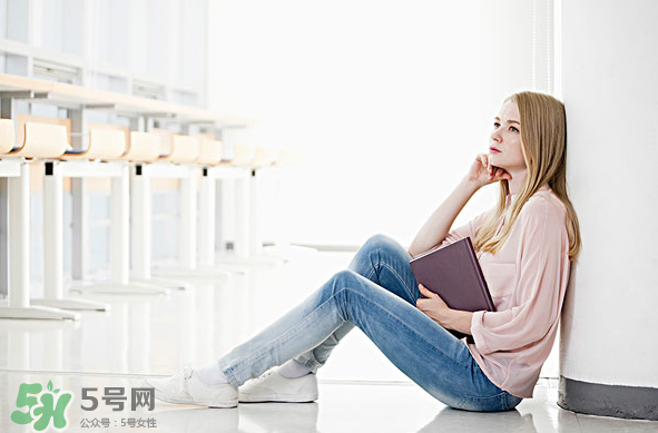 低血糖跟胖瘦有關(guān)系嗎？低血糖跟血壓有關(guān)系嗎？