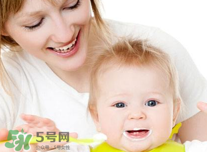 哺乳期來例假奶水會變少嗎？哺乳期來月經(jīng)奶水減少怎么辦？
