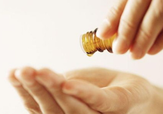 使用潤(rùn)滑劑會(huì)降低性欲嗎？用口水做潤(rùn)滑劑好嗎？