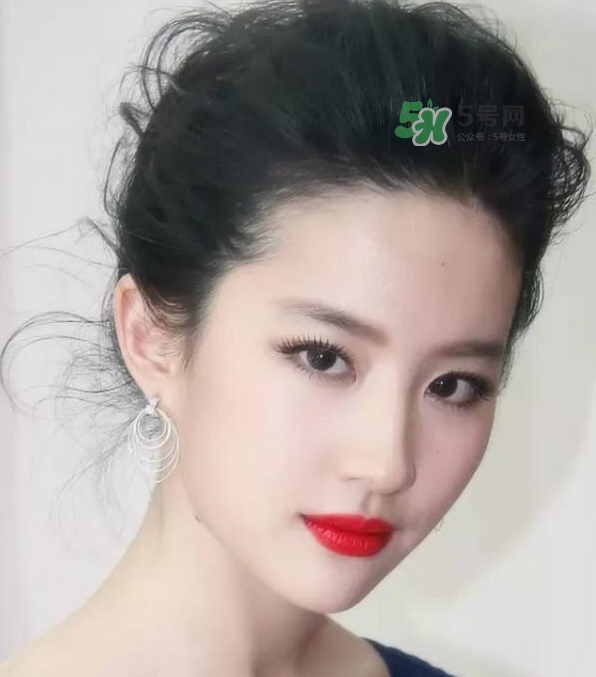 發(fā)際線低怎么調(diào)整？標(biāo)準(zhǔn)的發(fā)際線圖片