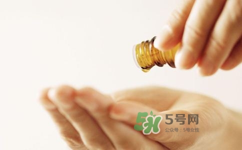 使用潤(rùn)滑劑會(huì)降低性欲嗎？用口水做潤(rùn)滑劑好嗎？