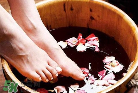 醋泡腳可以去死皮嗎？醋泡腳可以減肥嗎
