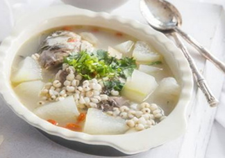 產(chǎn)婦鯽魚湯什么時(shí)候喝？產(chǎn)婦鯽魚湯放調(diào)料嗎？