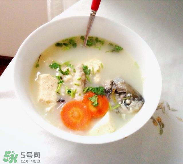 鯽魚湯怎么去腥味？鯽魚湯熬多長時(shí)間最好？