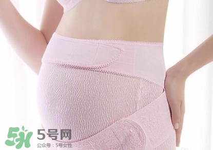 妊娠紋什么時(shí)候變白？妊娠紋產(chǎn)品什么時(shí)候用？