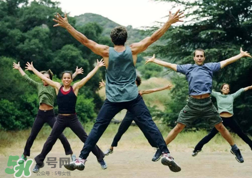 波比跳一天做多少個？波比跳每天多少個合適？