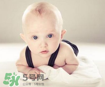 剪臍帶是寶寶疼還是媽媽疼？剪臍帶孕婦會痛嗎？
