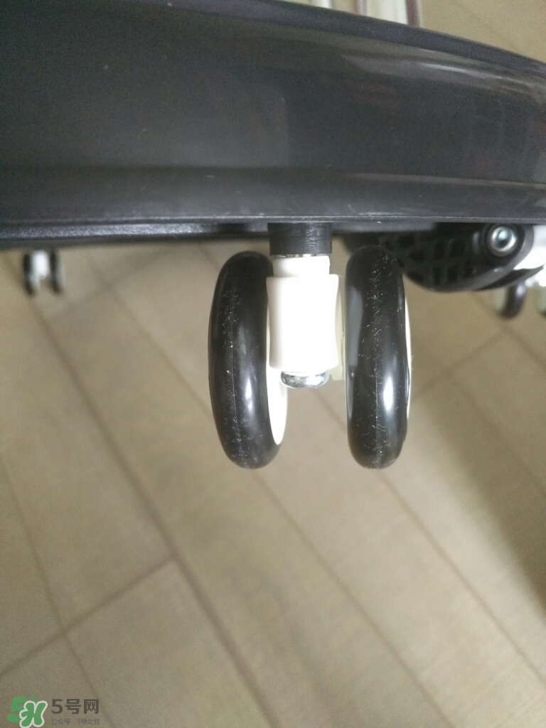 學步車哪個牌子的好？寶寶幾個月可以坐學步車？