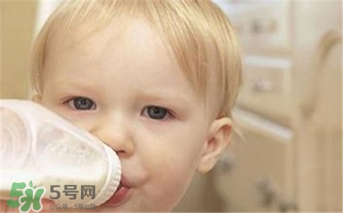 寶寶經(jīng)常換奶粉好嗎？經(jīng)常換奶粉對寶寶有什么影響？